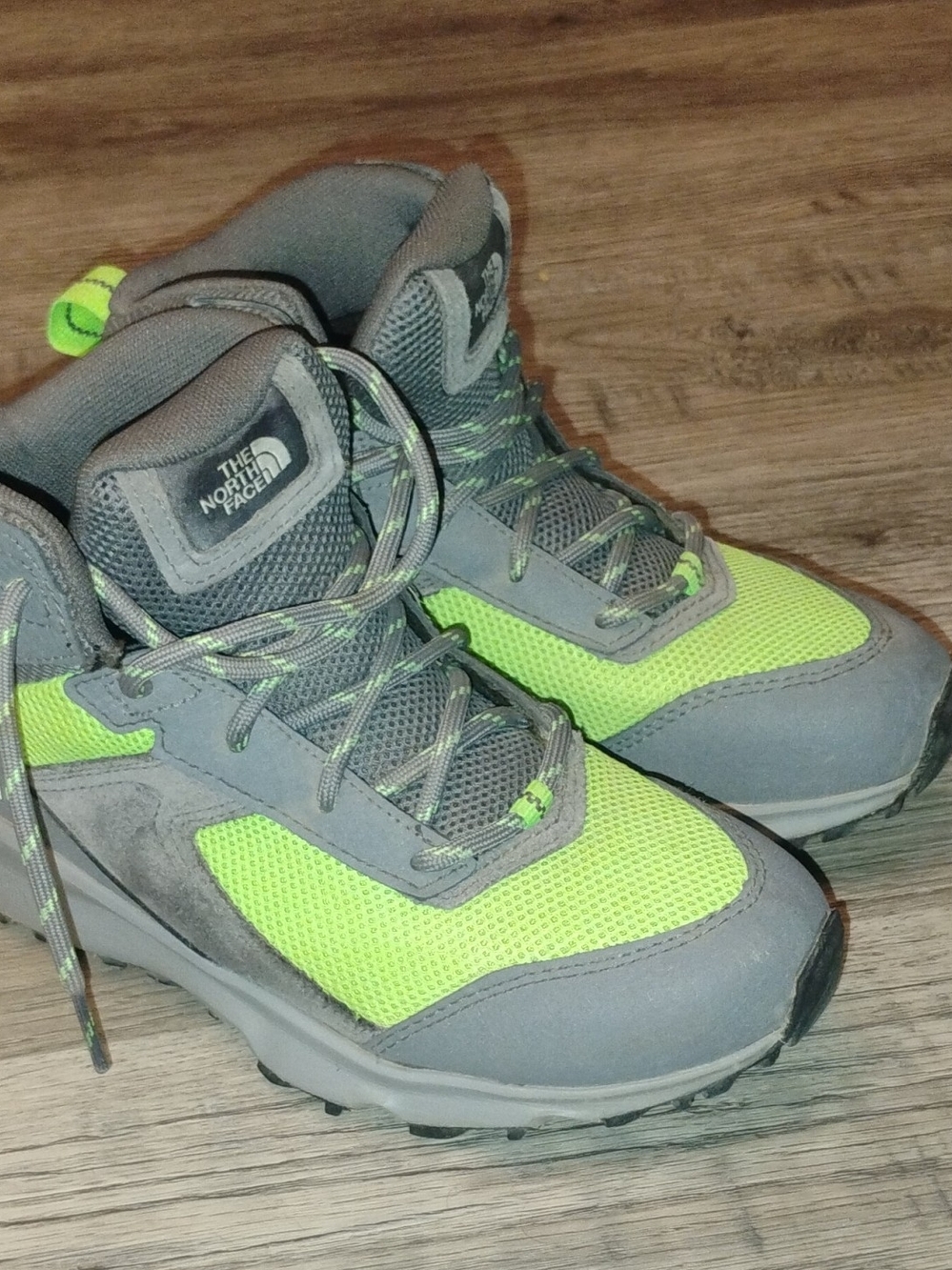 The North Face Kids' Gray and Neon Green Trail Shoes Size Us 3